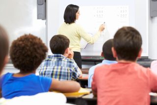 mathites daskaloi ekpaideutikoi